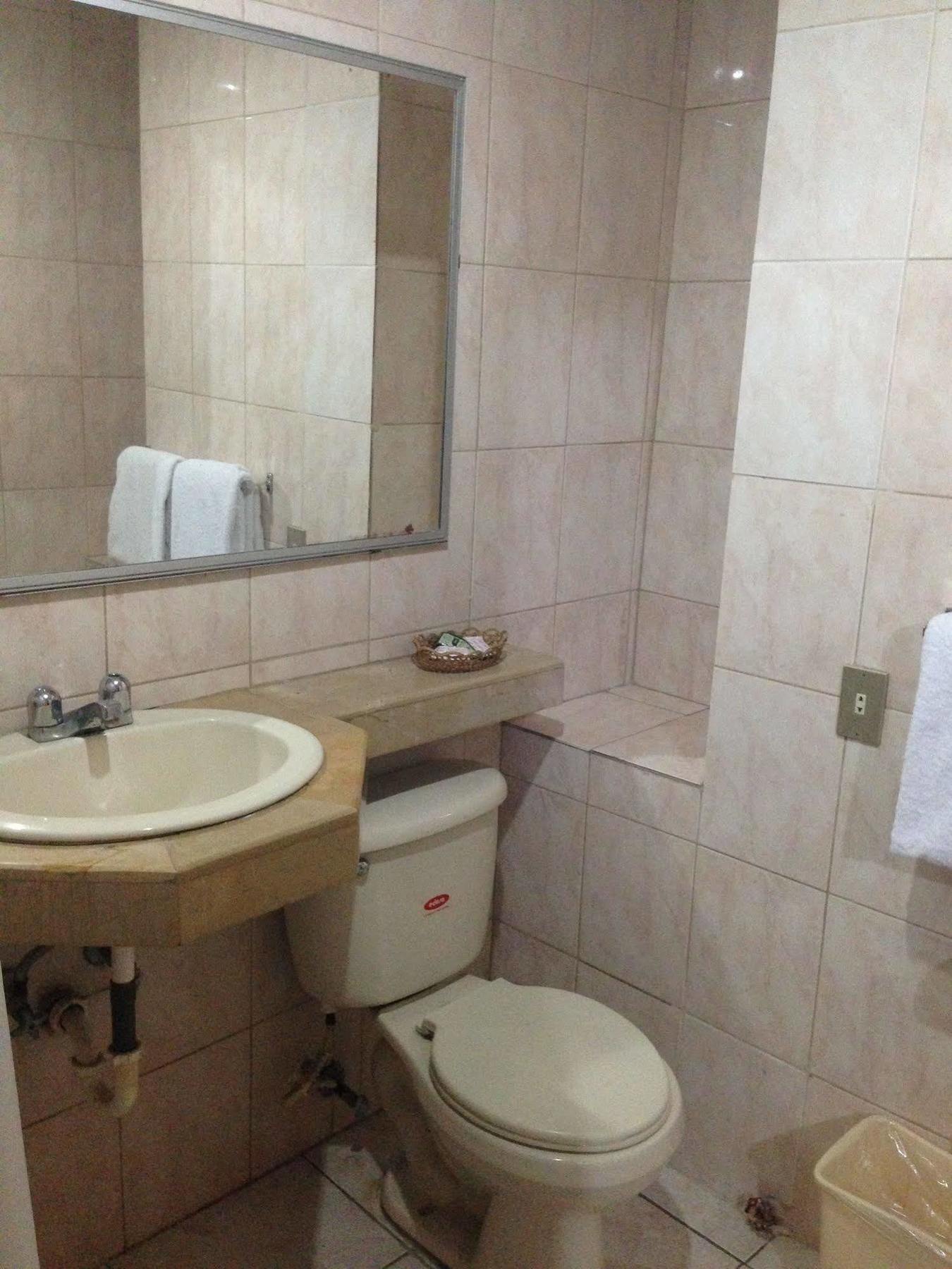 Hotel Rizzo Guayaquil Ngoại thất bức ảnh